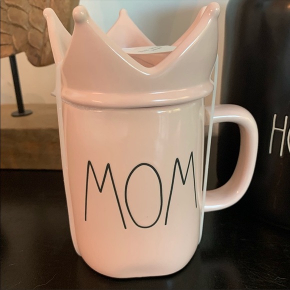 πRae Dunn pink MOM crown mug, perfect Gift idea!π
